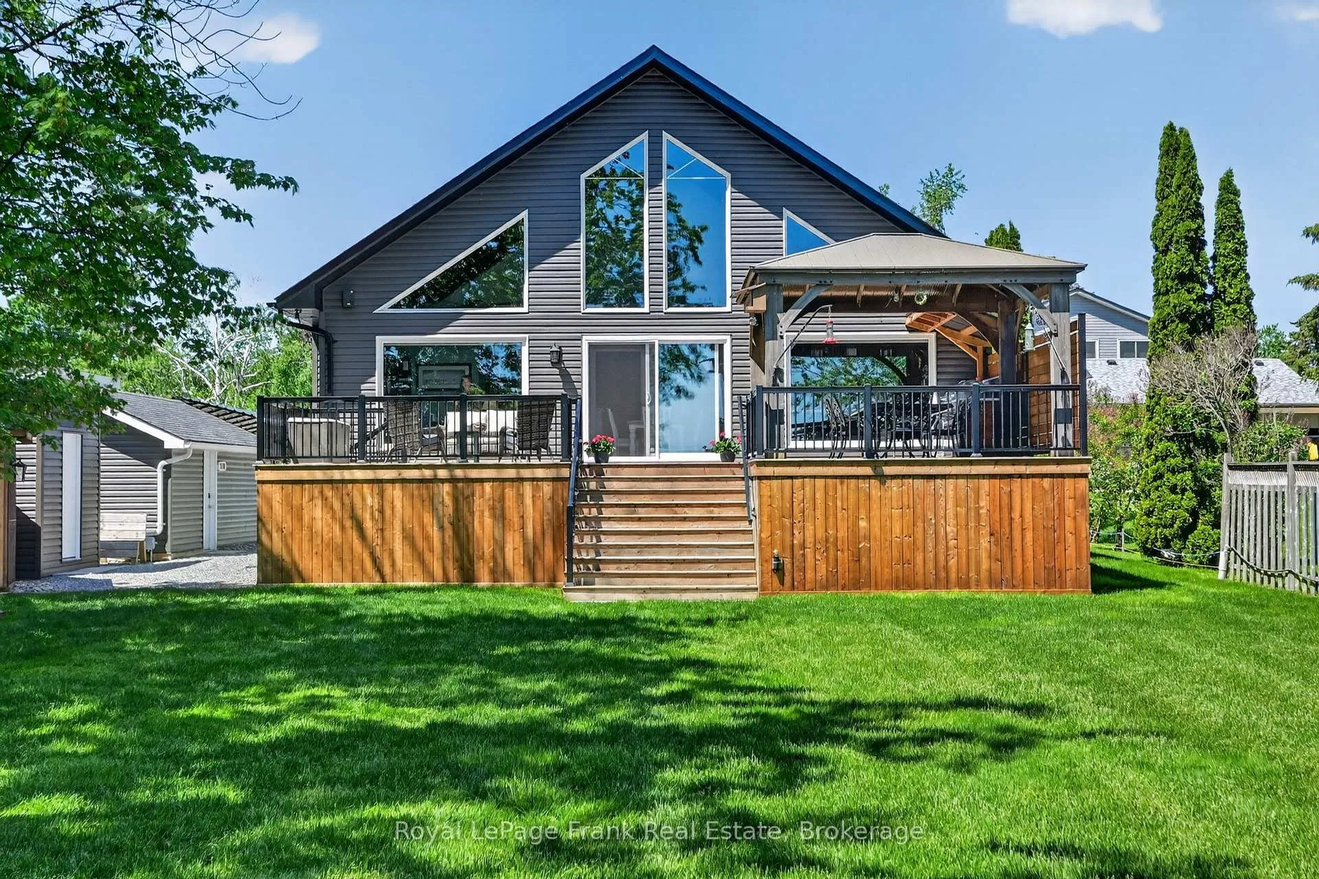 Photo 1 of 210 Lakeshore Drive, Kawartha Lakes, Emily — HOMEH