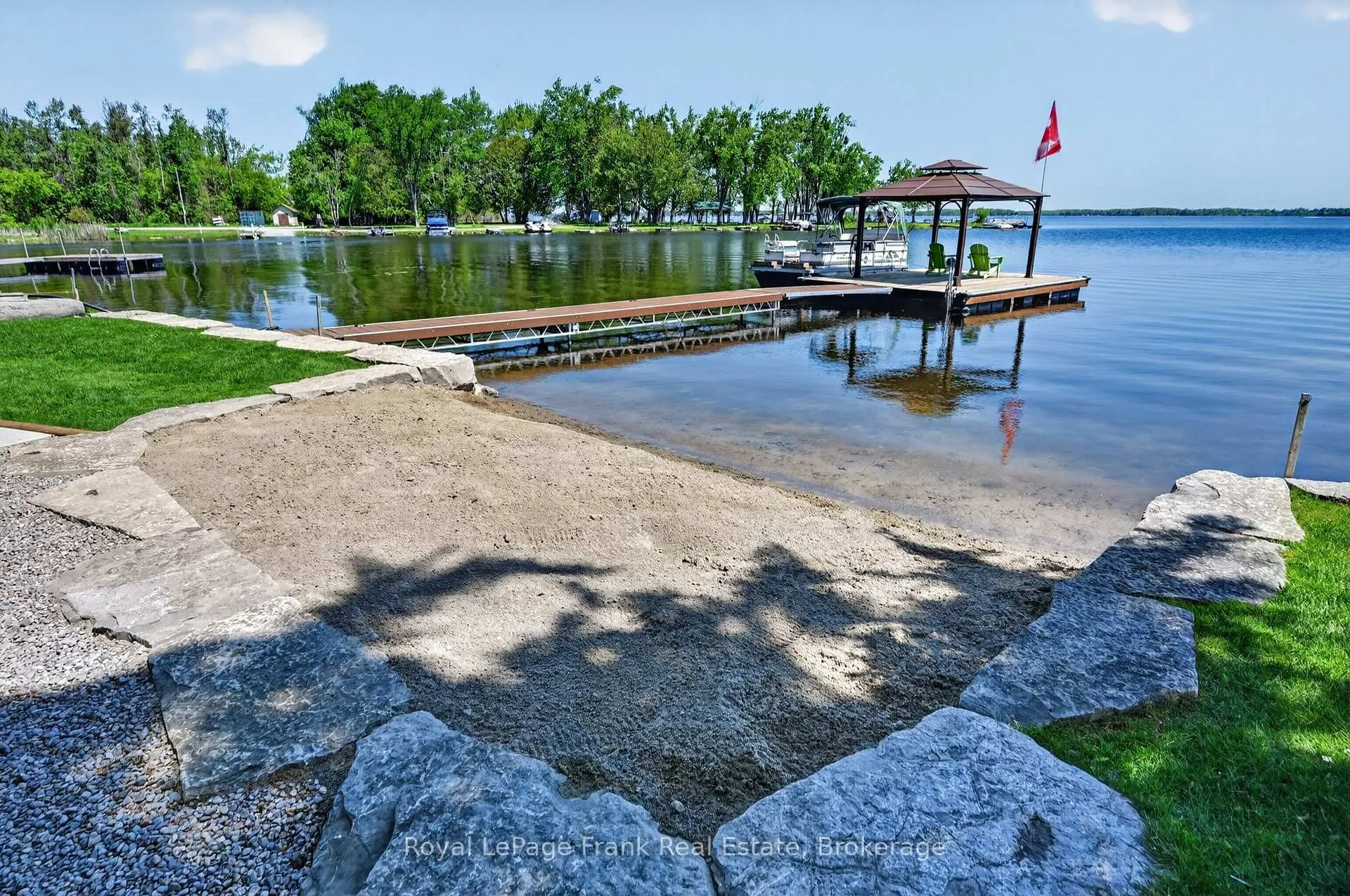 Photo 6 of 210 Lakeshore Drive, Kawartha Lakes, Emily — HOMEH