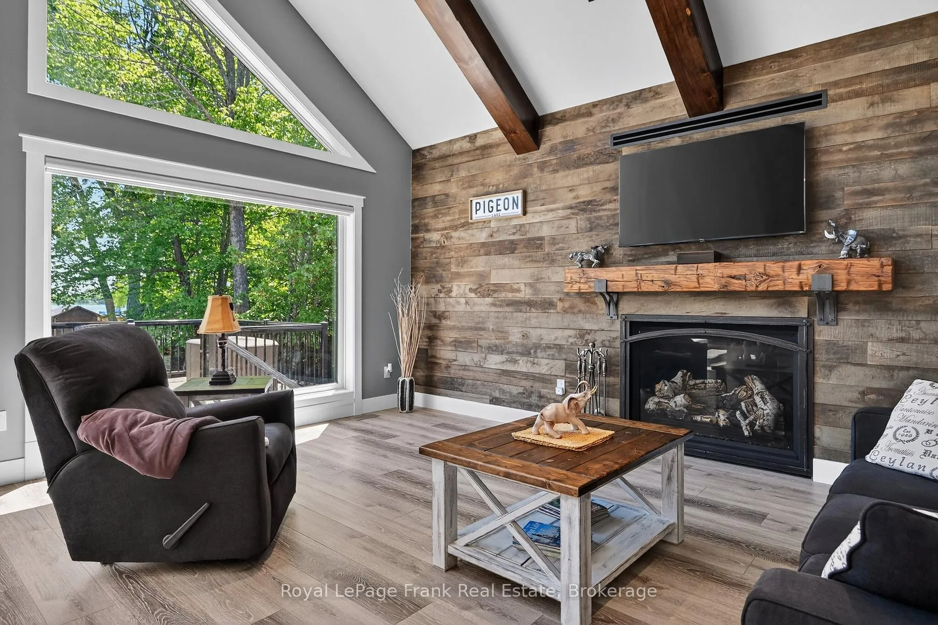 Photo 18 of 210 Lakeshore Drive, Kawartha Lakes, Emily — HOMEH