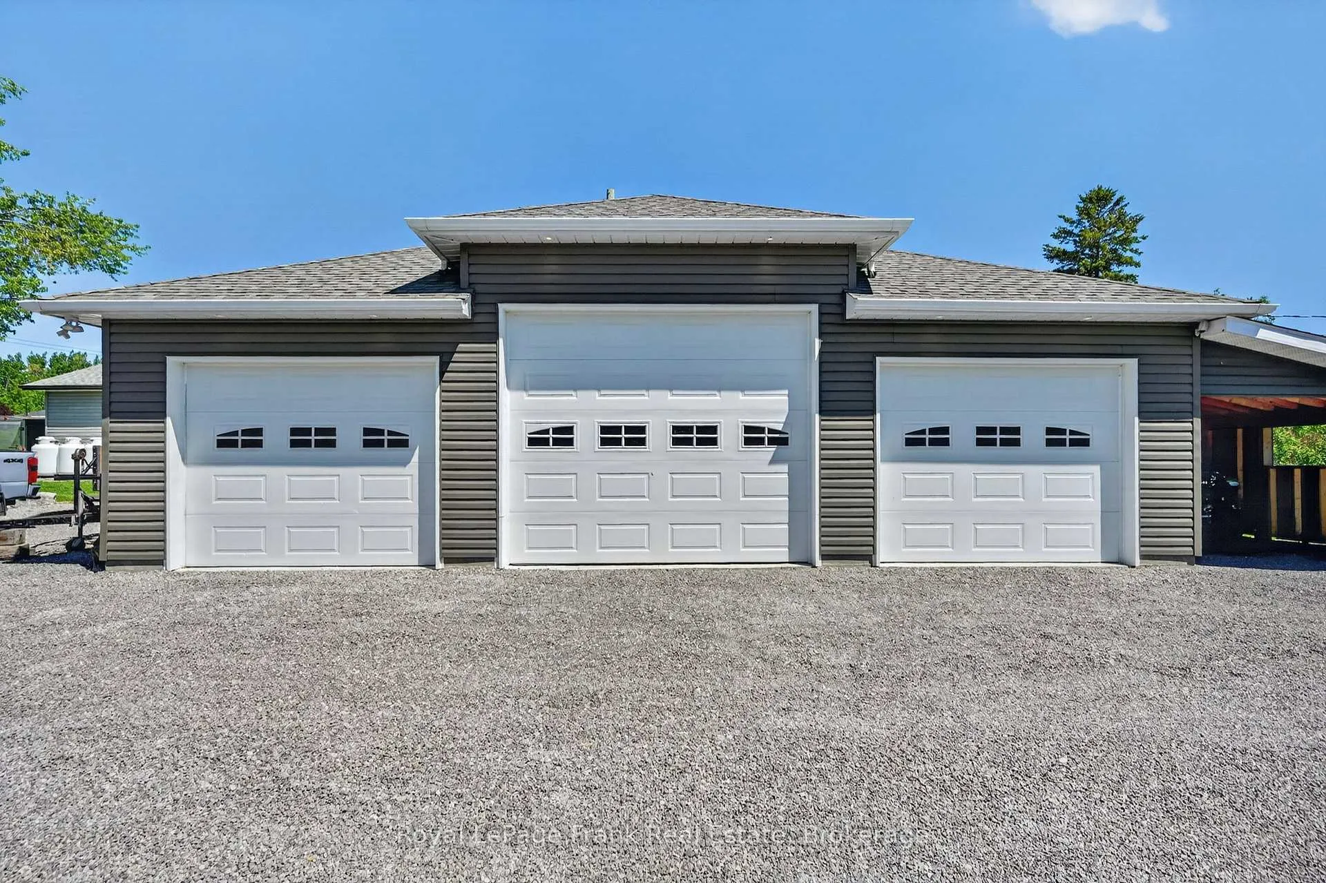 Photo 30 of 210 Lakeshore Drive, Kawartha Lakes, Emily — HOMEH