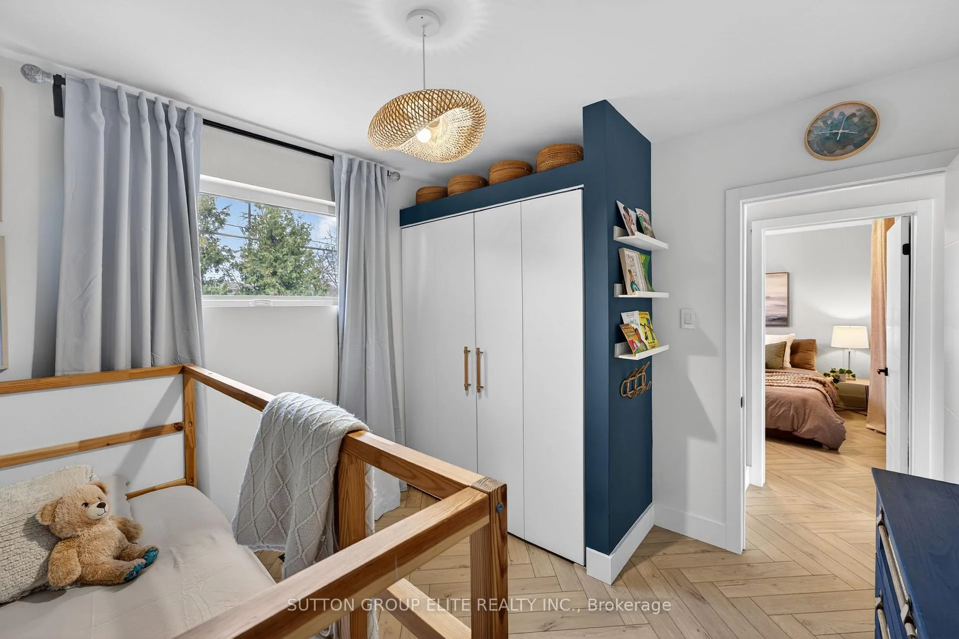 Photo 20 of 19 Hardwick Court, Etobicoke, Eringate-Centennial-West Deane — HOMEH