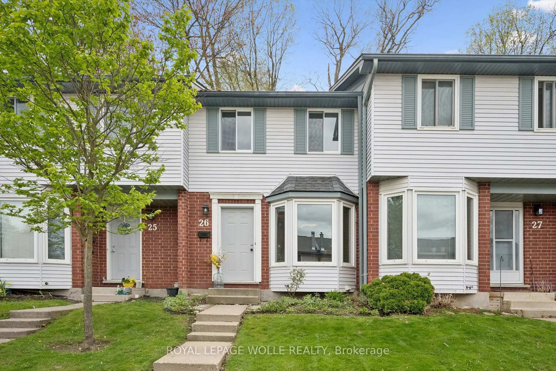 Photo 1 of Unit 26, 219 Kingswood Drive, Kitchener — HOMEH