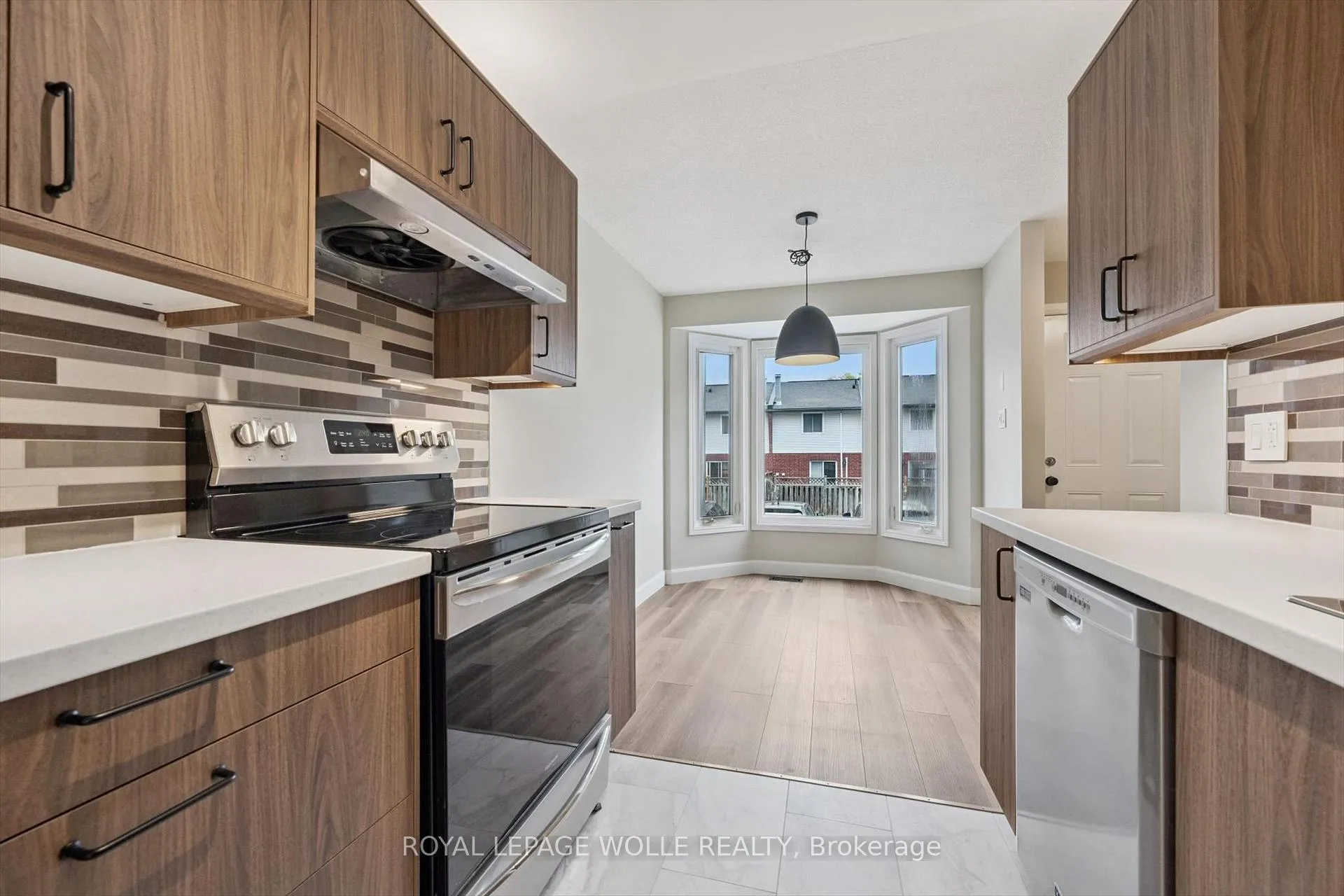 Photo 7 of Unit 26, 219 Kingswood Drive, Kitchener — HOMEH