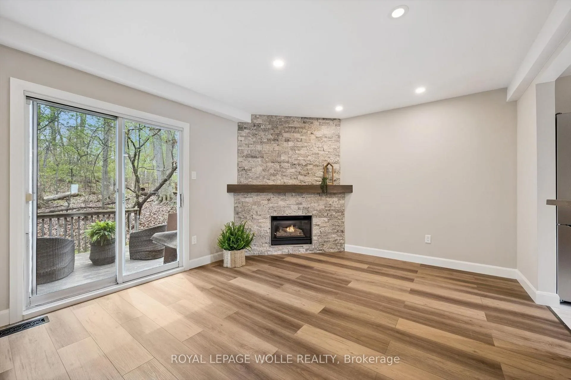 Photo 14 of Unit 26, 219 Kingswood Drive, Kitchener — HOMEH