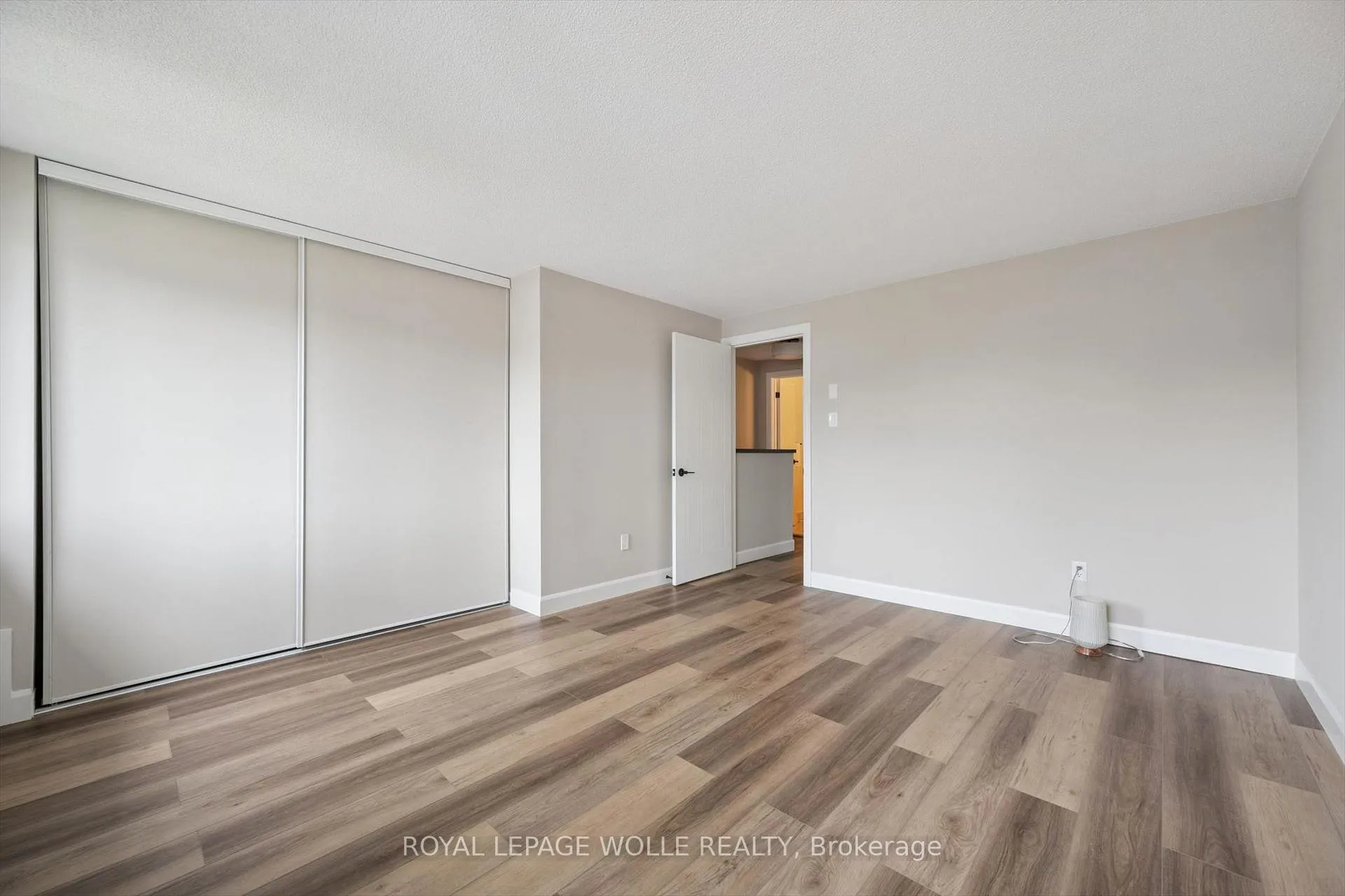 Photo 19 of Unit 26, 219 Kingswood Drive, Kitchener — HOMEH