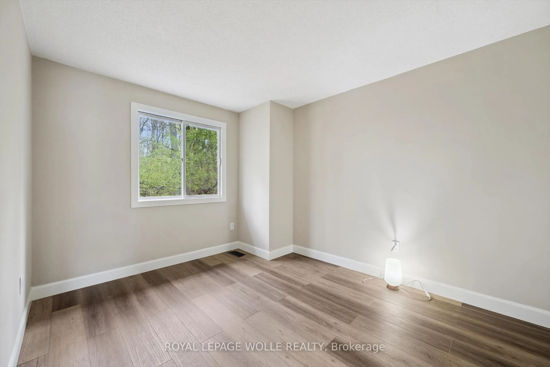 Photo 20 of Unit 26, 219 Kingswood Drive, Kitchener — HOMEH