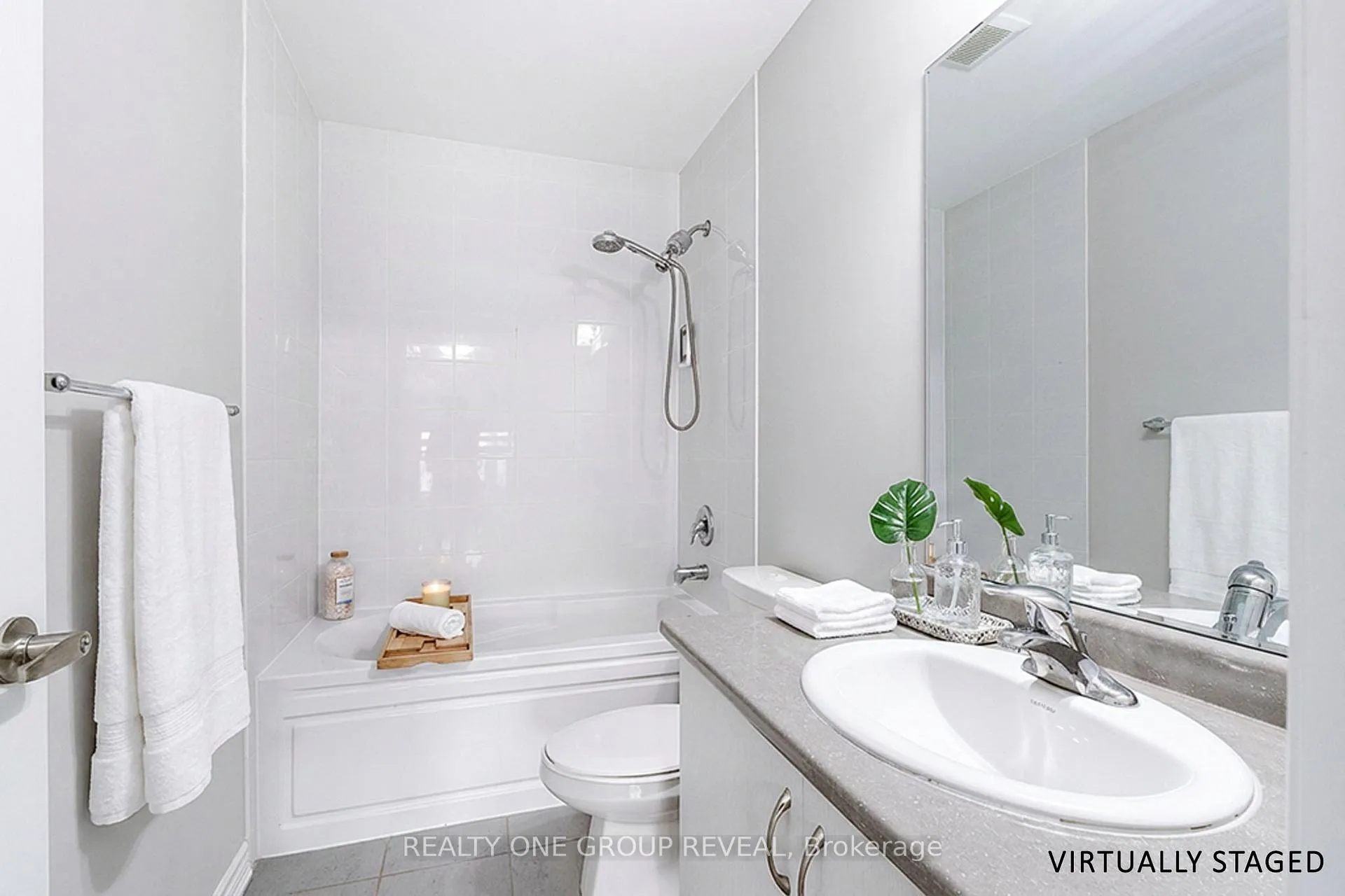 Photo 19 of 616 1034 Reflection Place, Pickering, Rural Pickering — HOMEH
