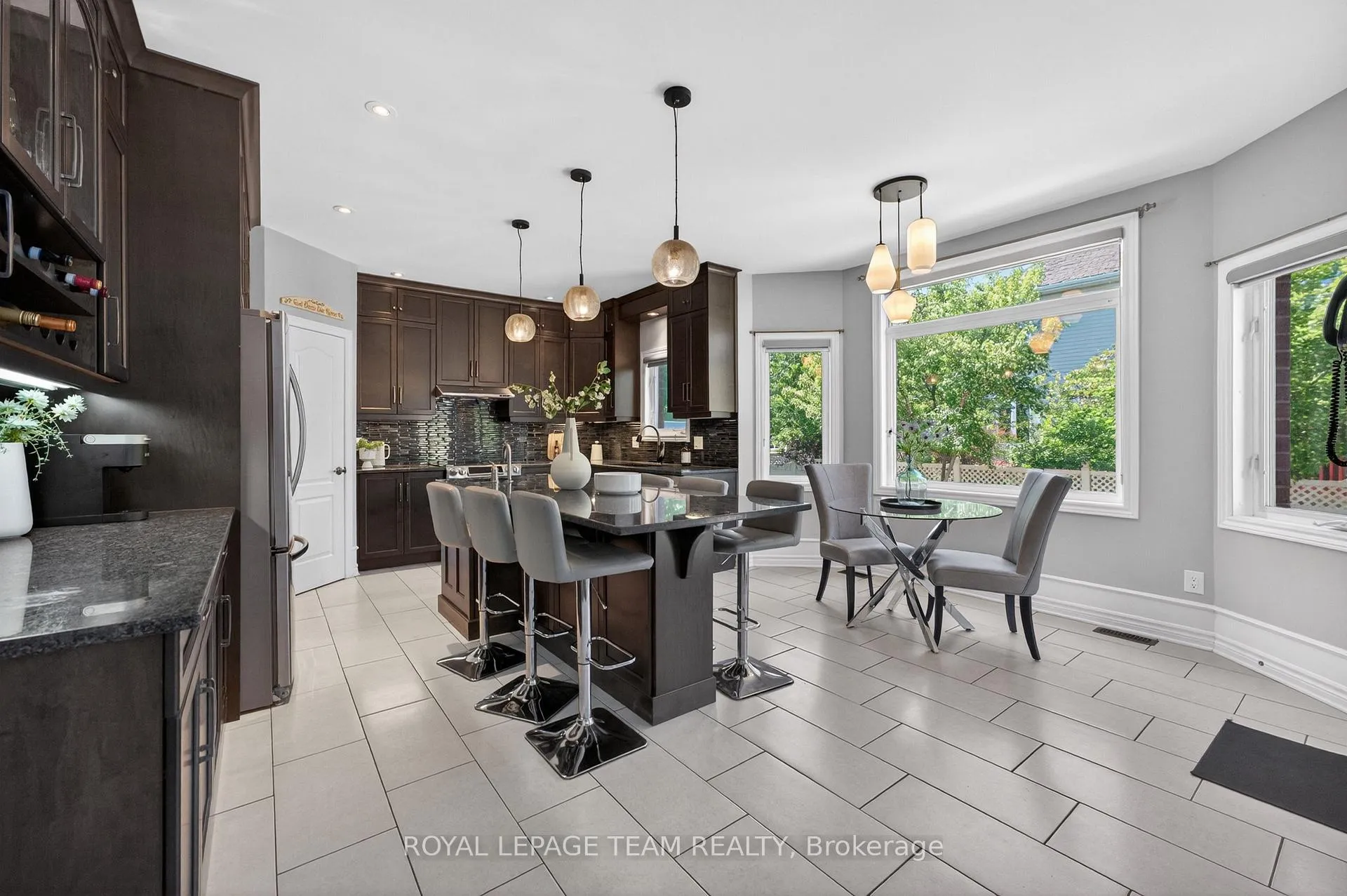 Photo 13 of 51 Bridle Crest Court, Ottawa, Kanata - Bridlewood — HOMEH