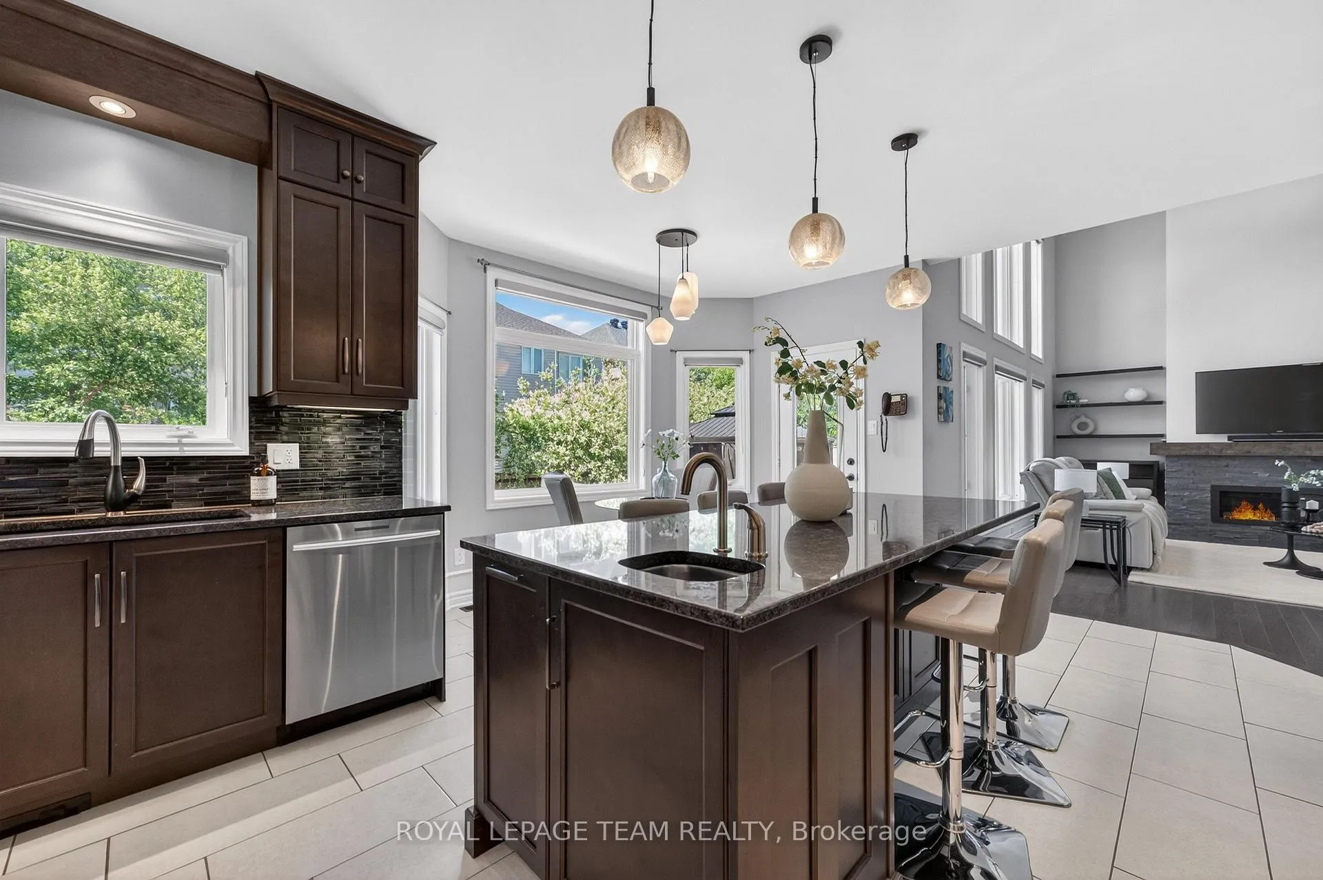 Photo 16 of 51 Bridle Crest Court, Ottawa, Kanata - Bridlewood — HOMEH
