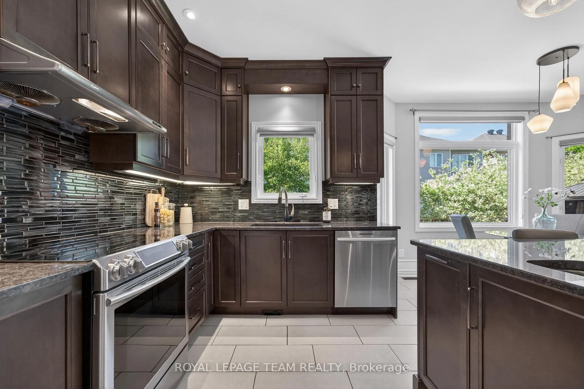 Photo 17 of 51 Bridle Crest Court, Ottawa, Kanata - Bridlewood — HOMEH