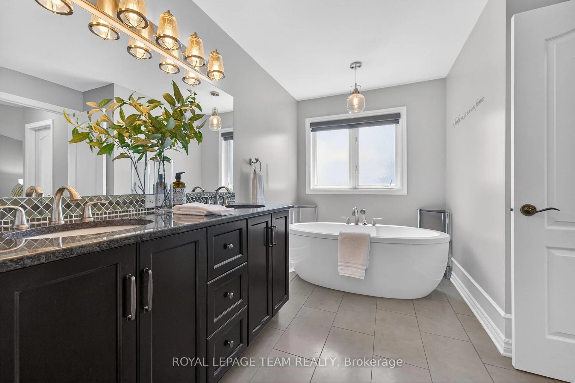 Photo 27 of 51 Bridle Crest Court, Ottawa, Kanata - Bridlewood — HOMEH