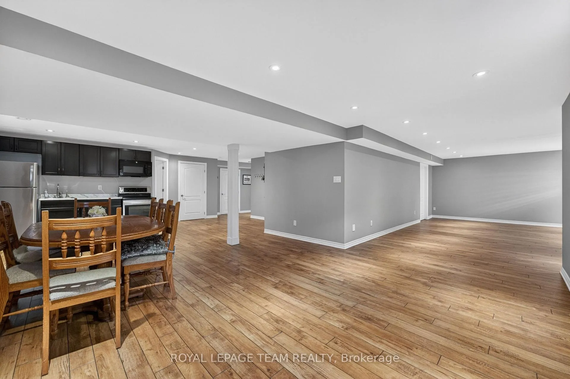 Photo 37 of 51 Bridle Crest Court, Ottawa, Kanata - Bridlewood — HOMEH