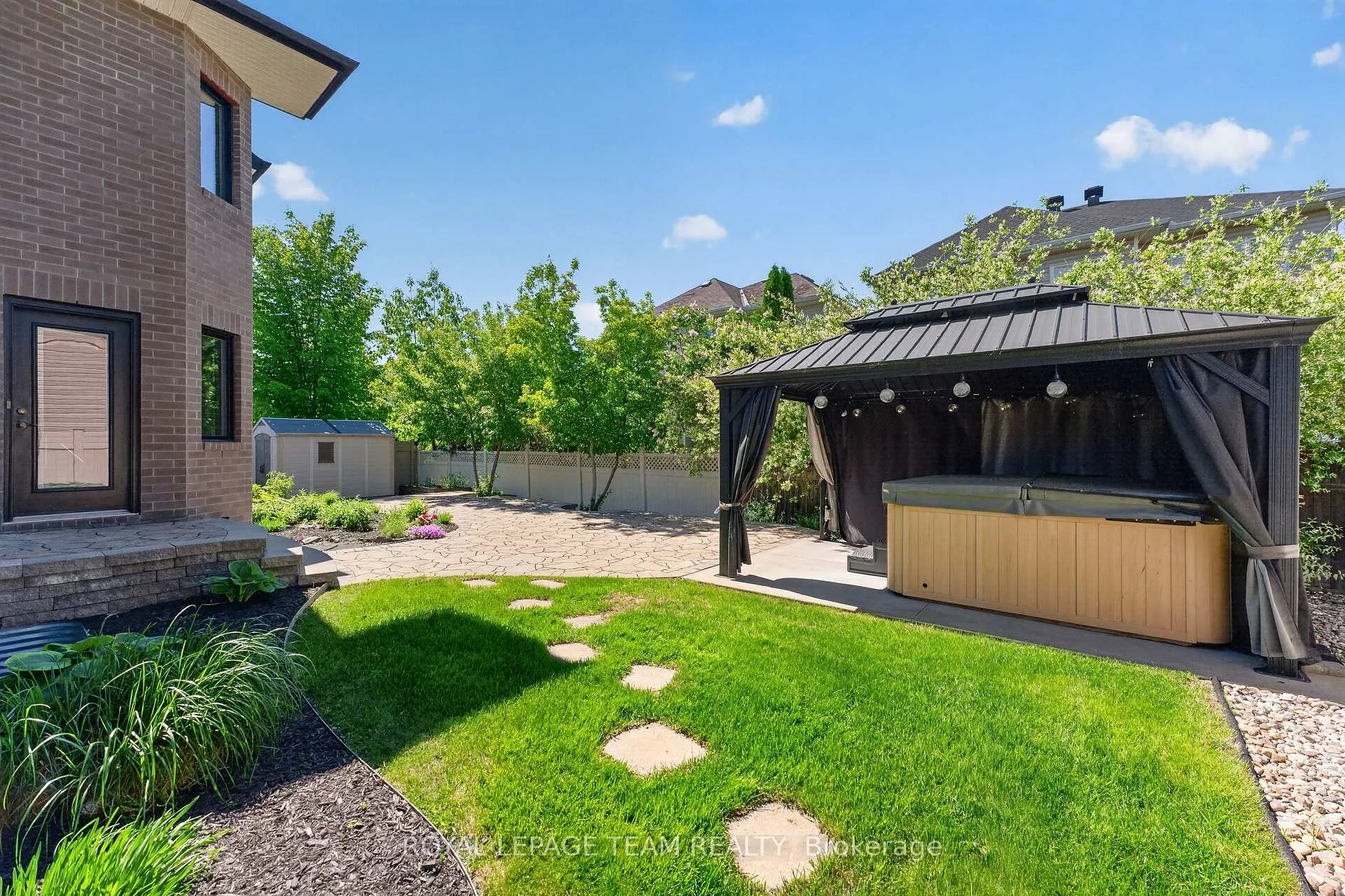 Photo 44 of 51 Bridle Crest Court, Ottawa, Kanata - Bridlewood — HOMEH