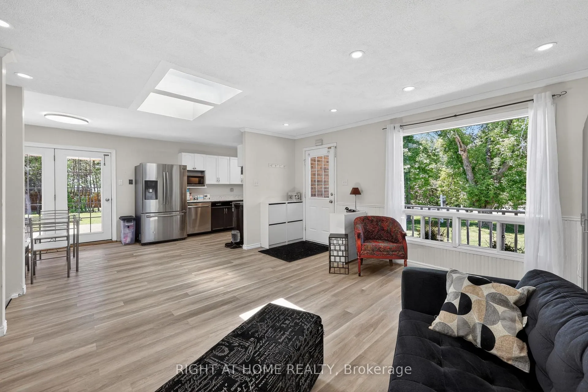 Photo 6 of 2792 Stephen Drive, Ramara, Rural Ramara — HOMEH