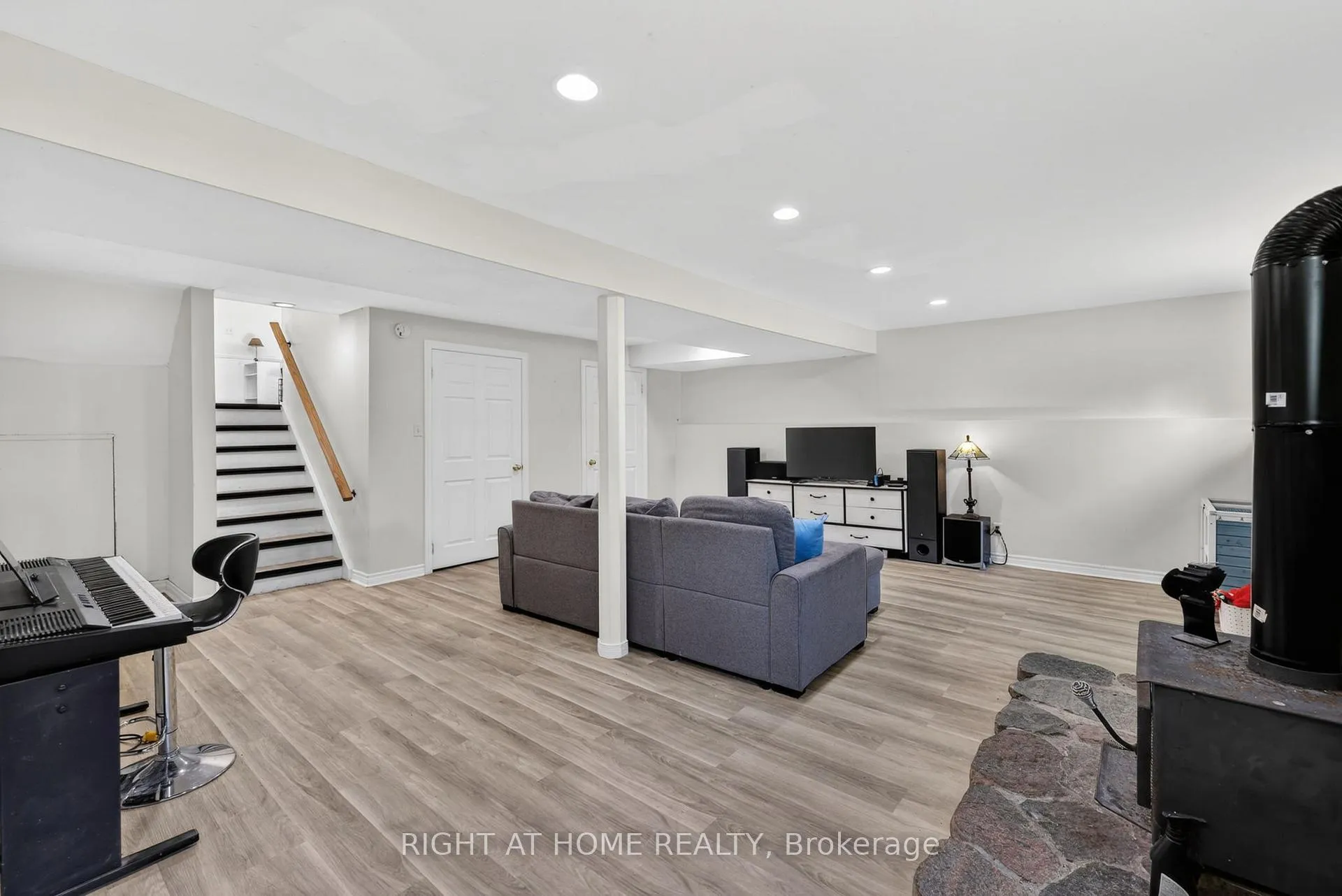 Photo 18 of 2792 Stephen Drive, Ramara, Rural Ramara — HOMEH