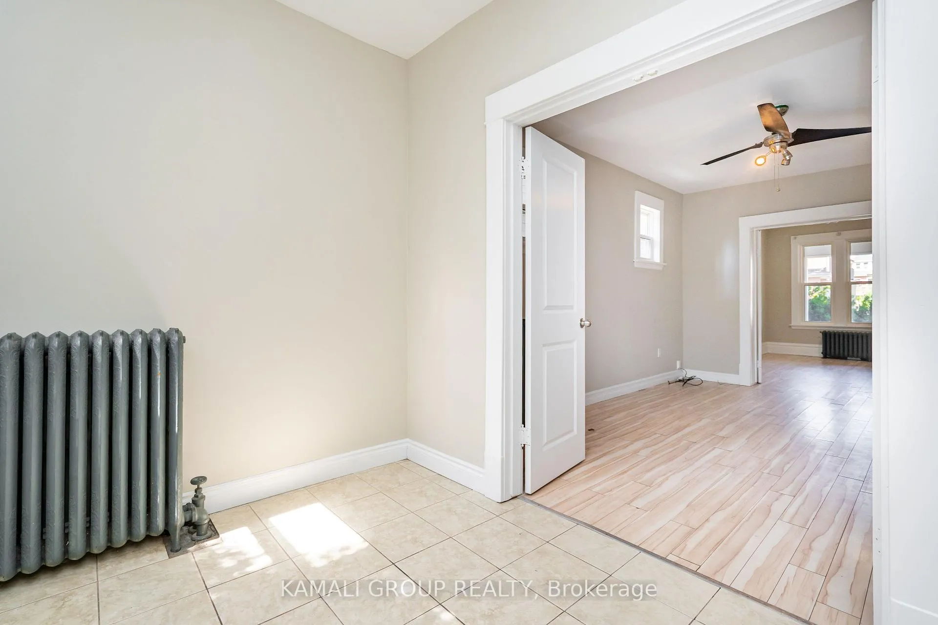 Photo 11 of Unit MAIN, 25 Spadina Avenue, Hamilton, Stipley — HOMEH