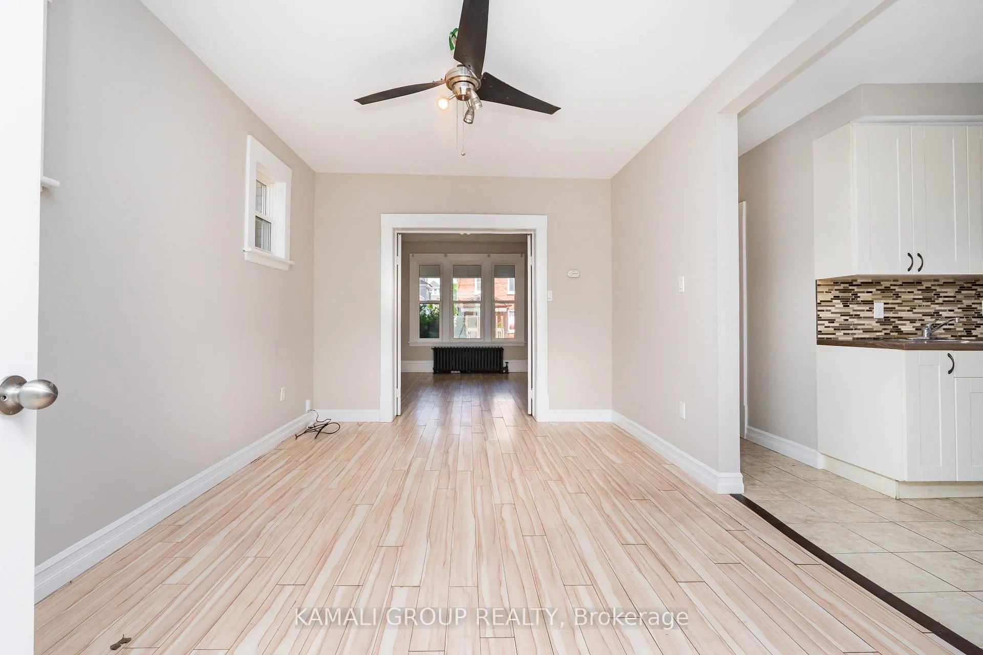 Photo 12 of Unit MAIN, 25 Spadina Avenue, Hamilton, Stipley — HOMEH