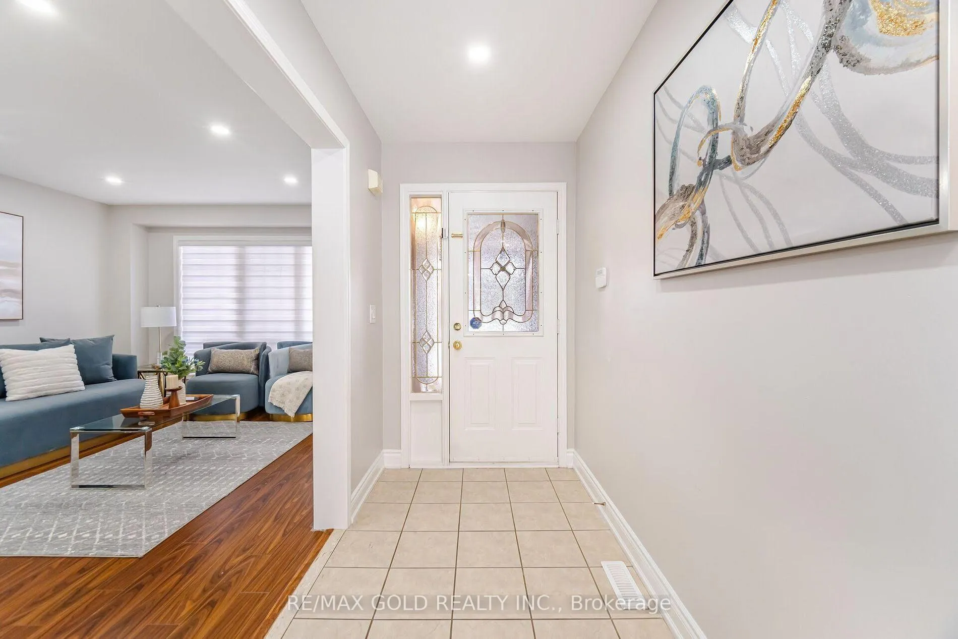 Photo 2 of 8 Upshall Drive, Brampton, Vales of Castlemore — HOMEH