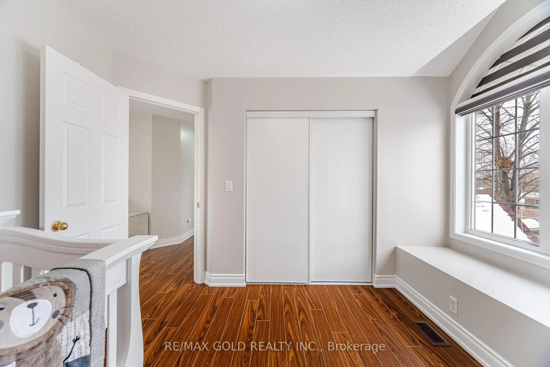 Photo 20 of 8 Upshall Drive, Brampton, Vales of Castlemore — HOMEH