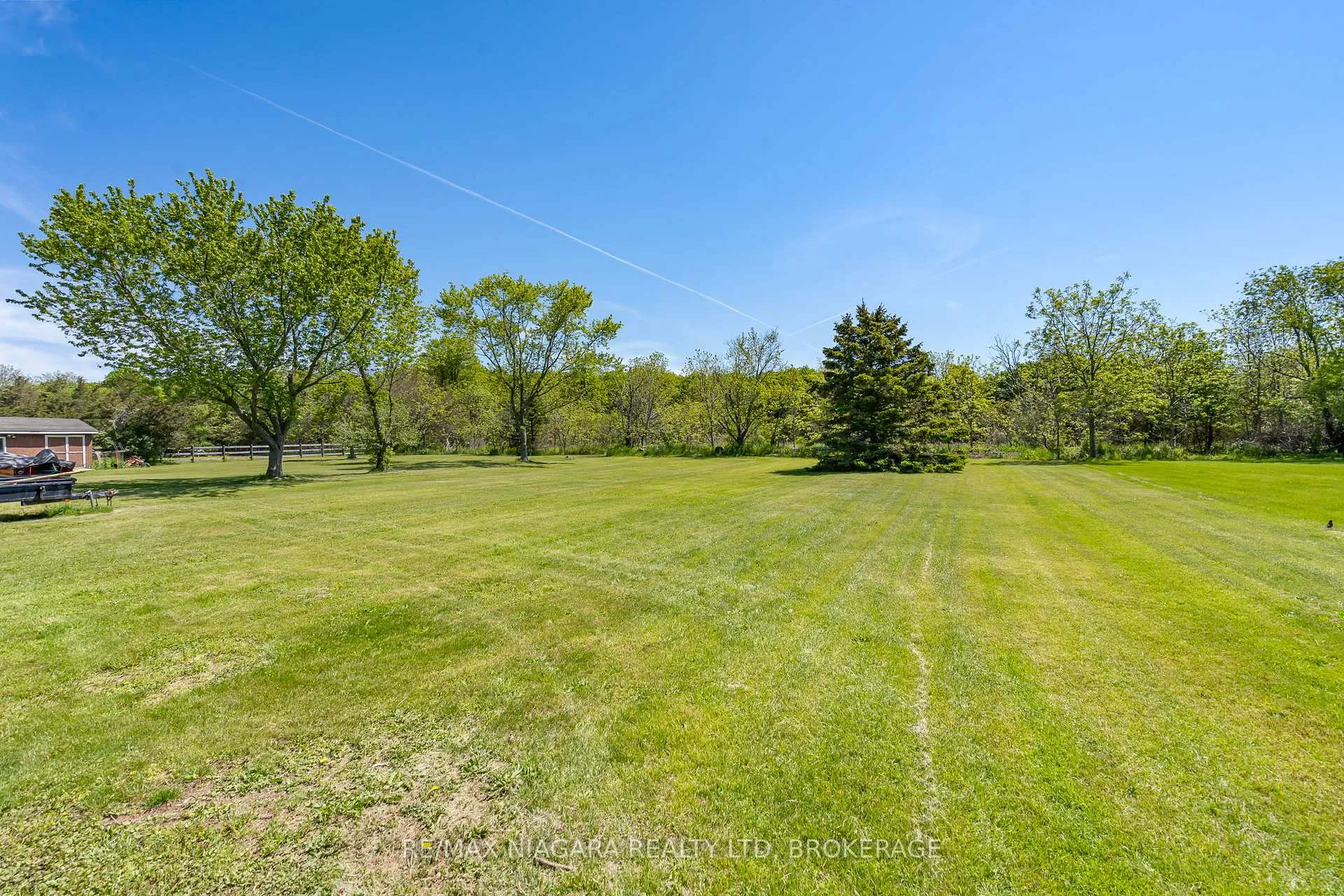 Photo 32 of 11611 Burnaby Road, Wainfleet, Lakeshore — HOMEH