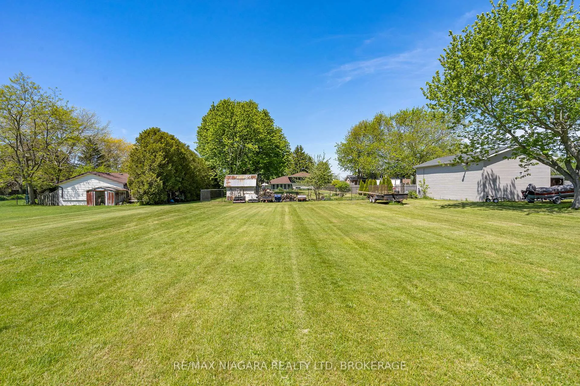 Photo 33 of 11611 Burnaby Road, Wainfleet, Lakeshore — HOMEH