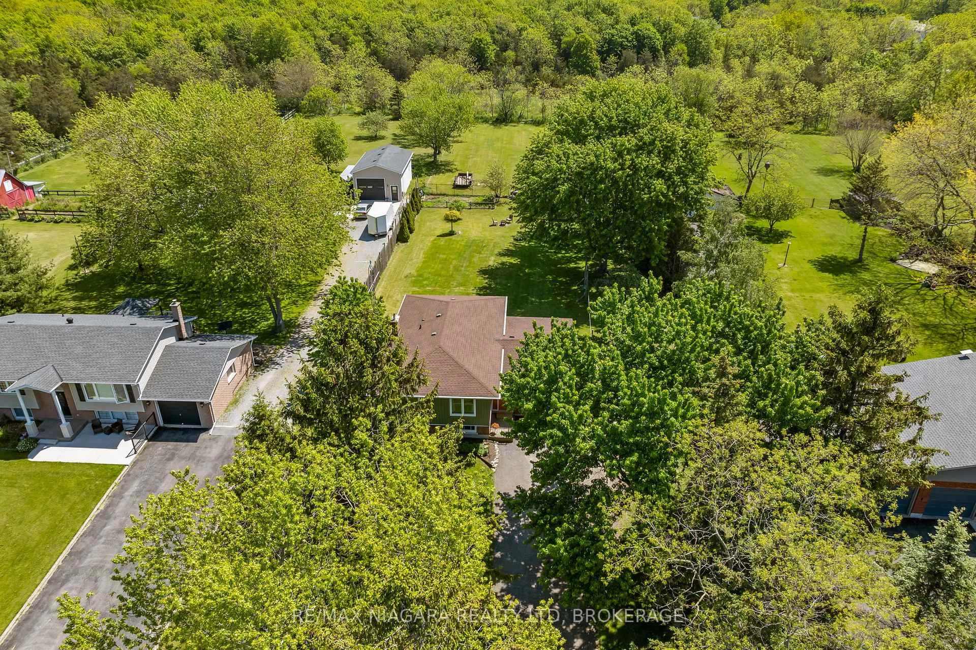 Photo 35 of 11611 Burnaby Road, Wainfleet, Lakeshore — HOMEH