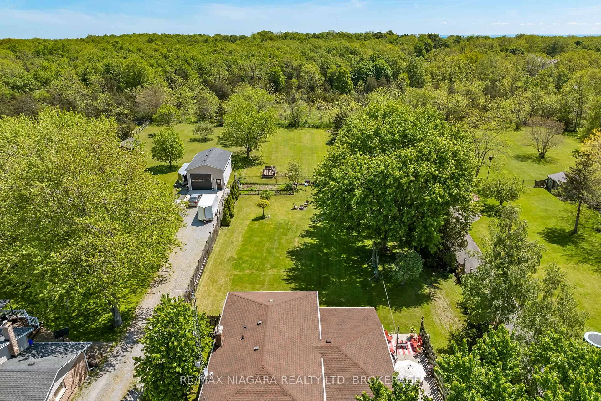Photo 36 of 11611 Burnaby Road, Wainfleet, Lakeshore — HOMEH
