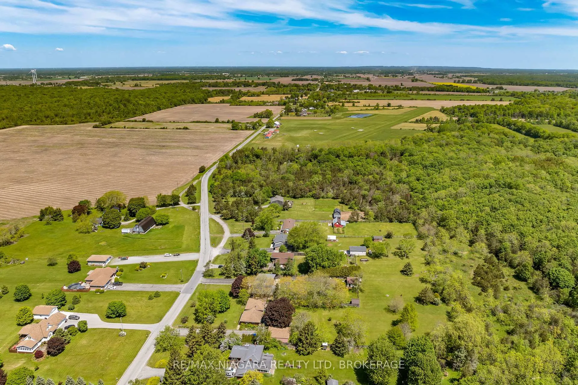 Photo 42 of 11611 Burnaby Road, Wainfleet, Lakeshore — HOMEH