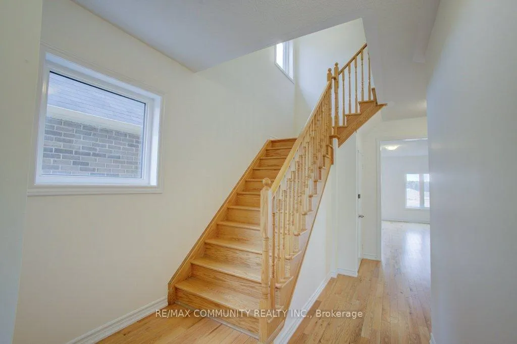 Photo 7 of 299 Ridley Crescent, Southgate — HOMEH