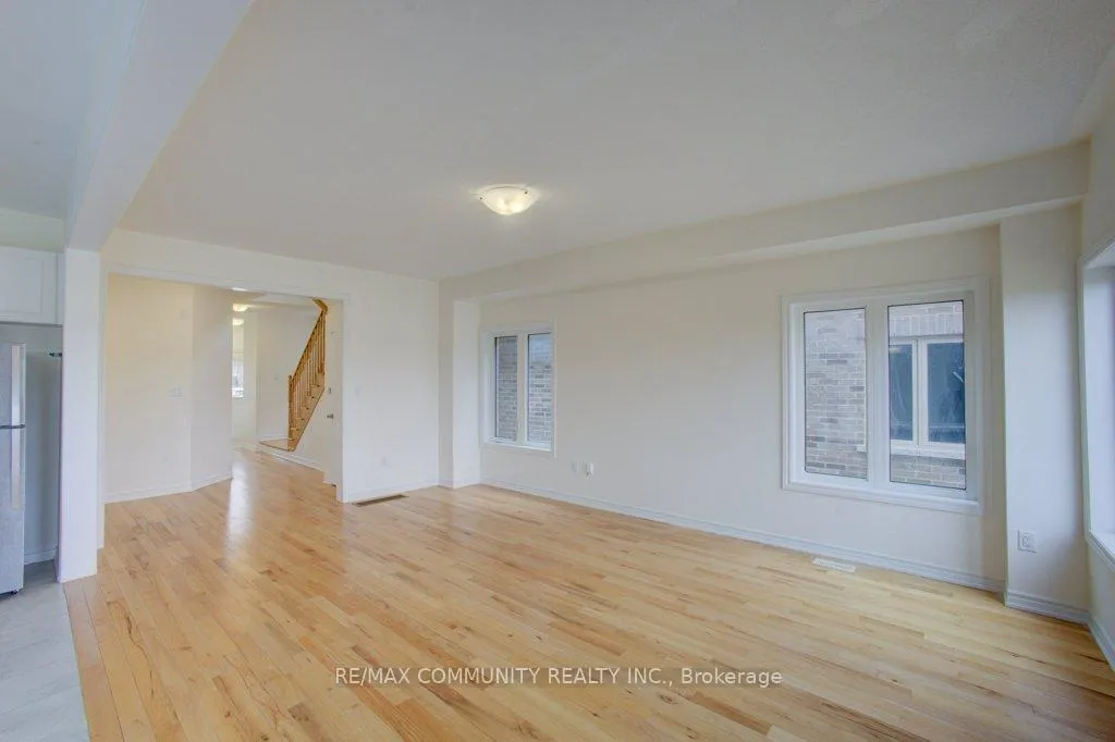 Photo 13 of 299 Ridley Crescent, Southgate — HOMEH