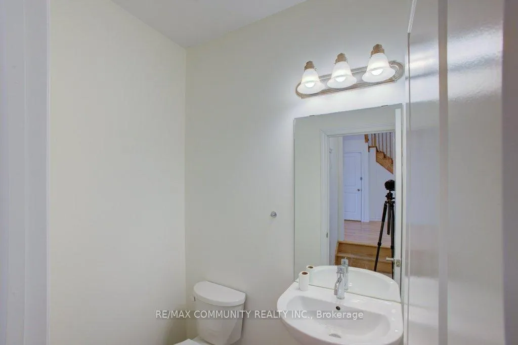 Photo 24 of 299 Ridley Crescent, Southgate — HOMEH