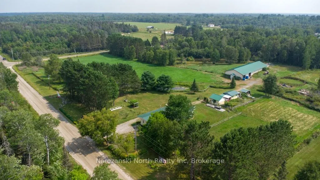 Photo of 33 Little Brule Road