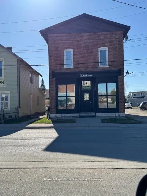 Photo 2 of 49 Main Street, Kawartha Lakes, Bobcaygeon — HOMEH