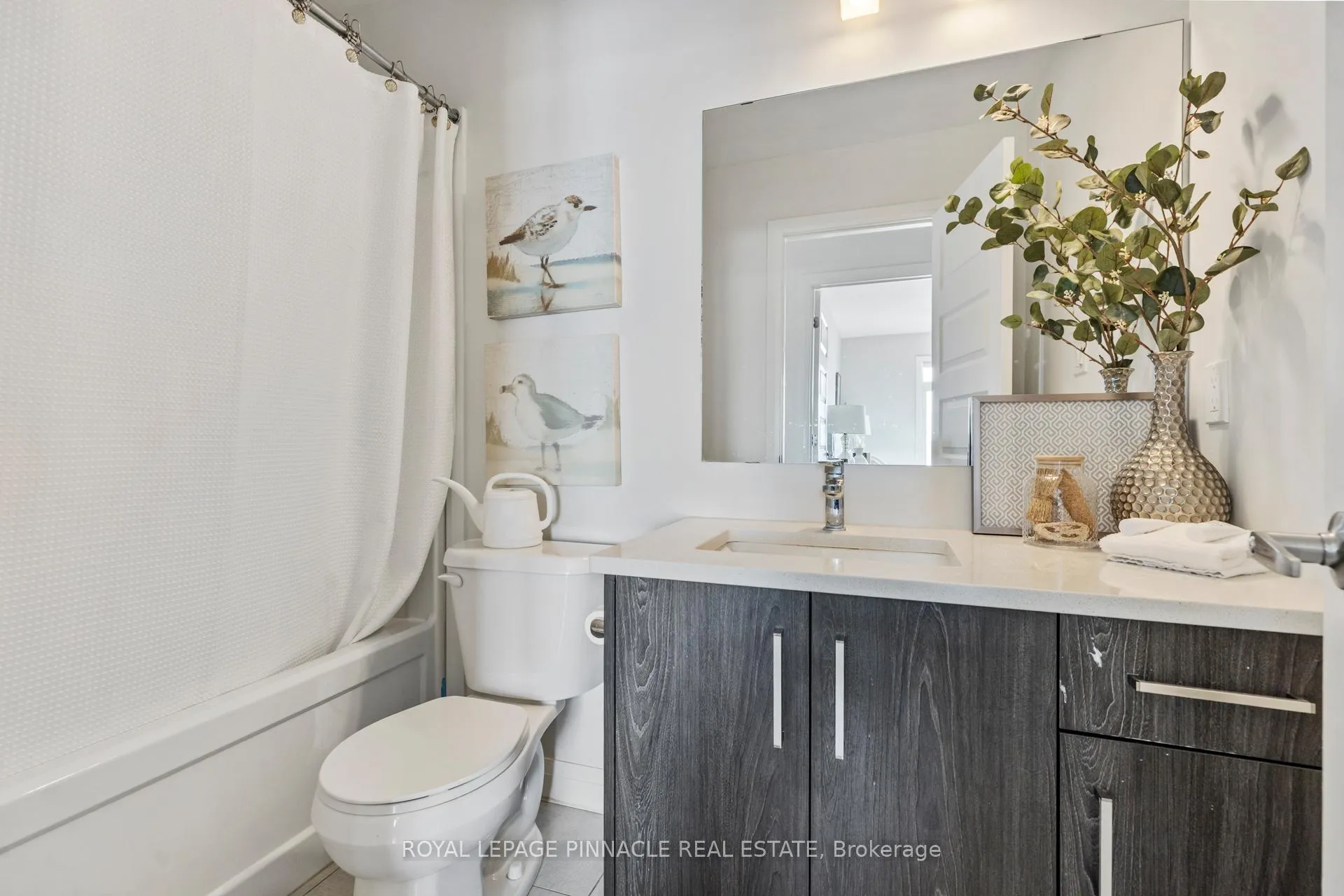 Photo 23 of Unit 63, 3260 Singleton Avenue, London, South W — HOMEH