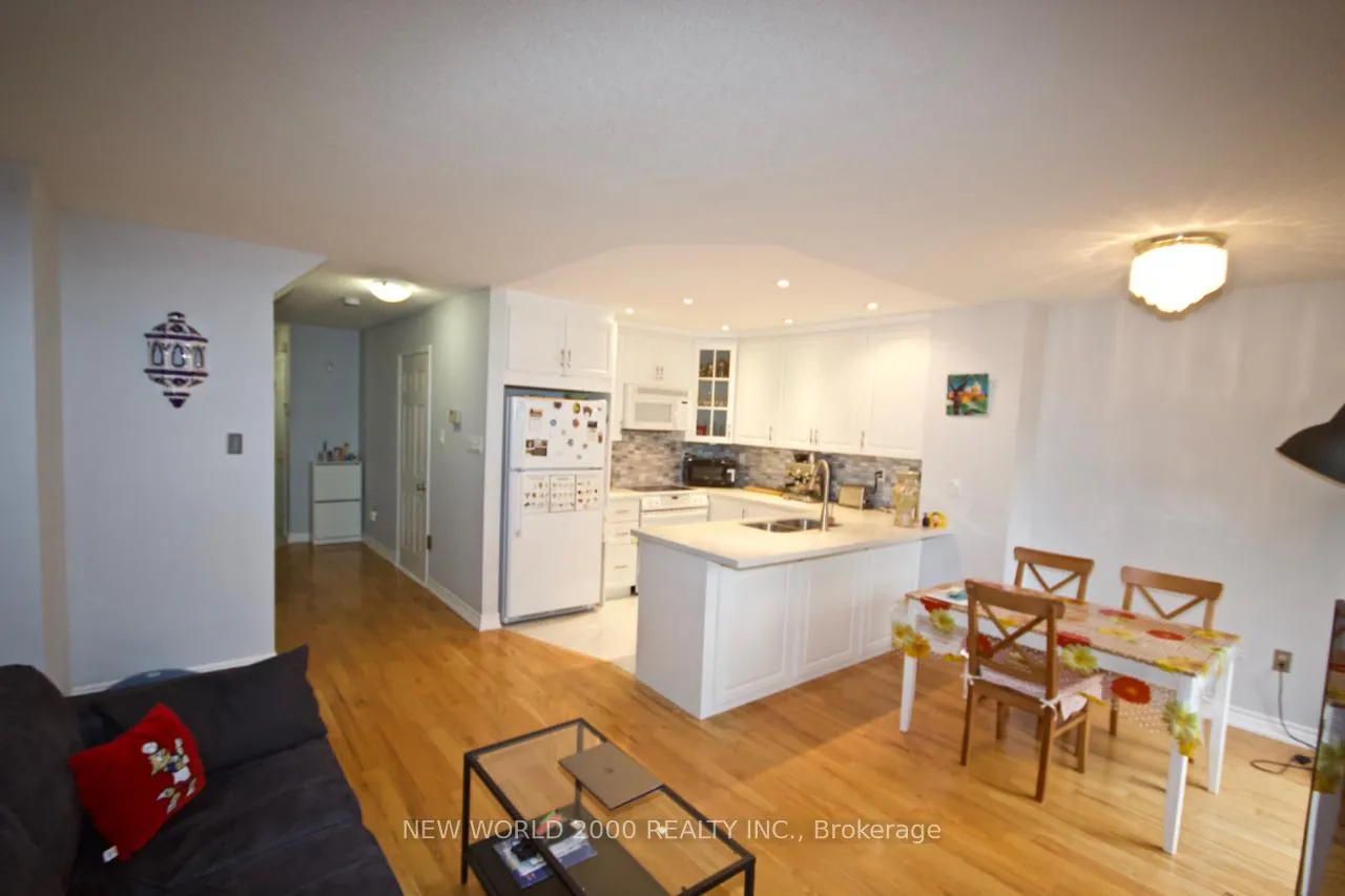 Photo 2 of Unit 65, 3100 Fifth Line W, Mississauga, Erin Mills — HOMEH