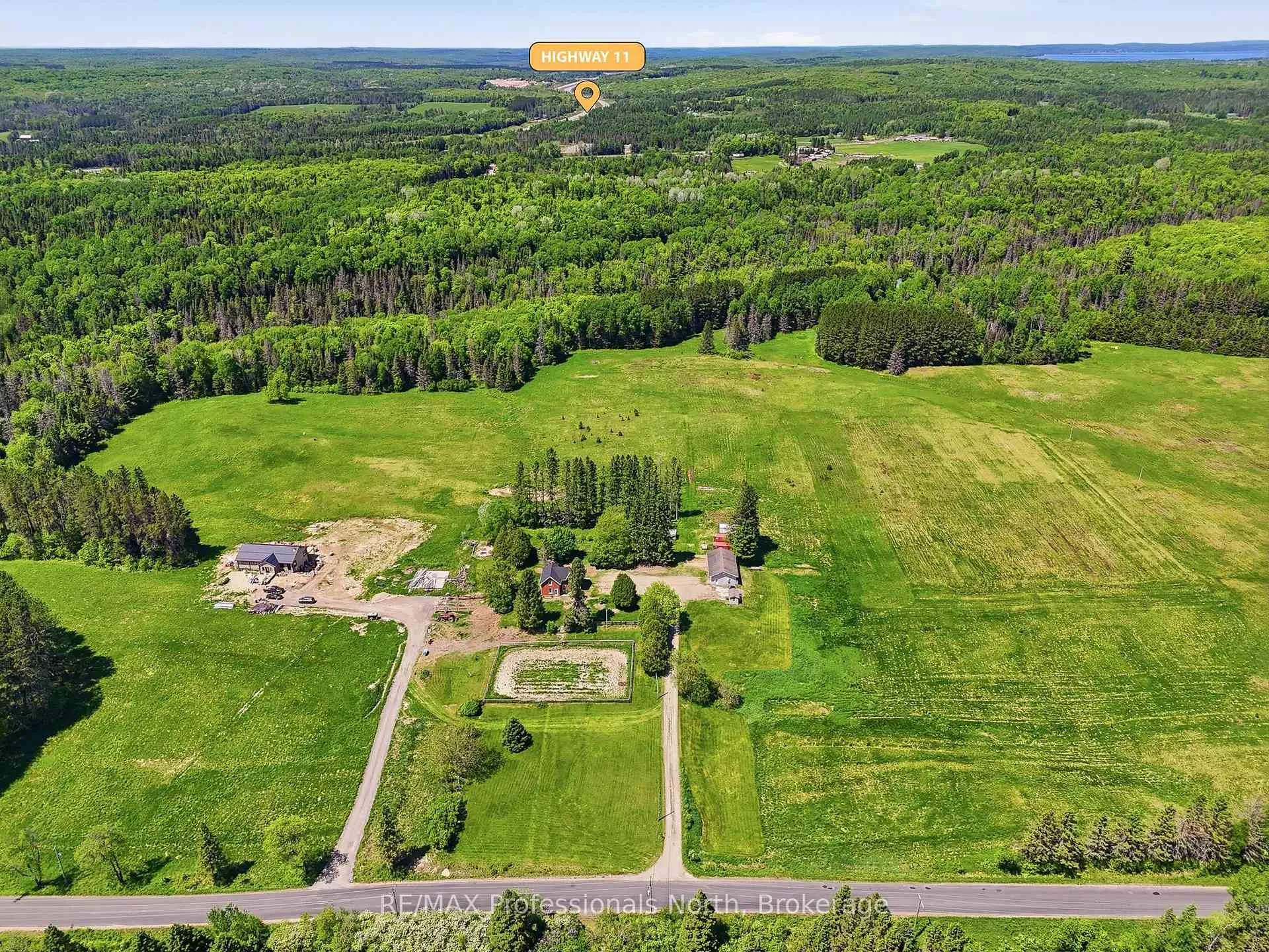 Photo 26 of 230 Pickerel & Jack Lake Road, Armour — HOMEH
