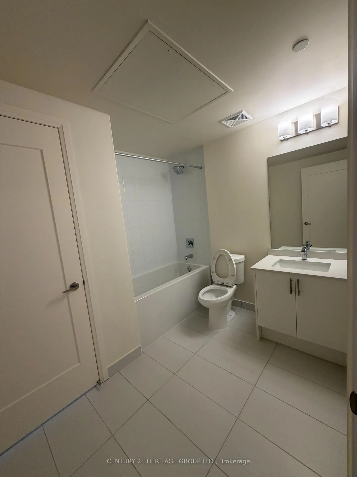 Photo 12 of Unit 1001, 27 Korda Gate, Vaughan, Vellore Village — HOMEH
