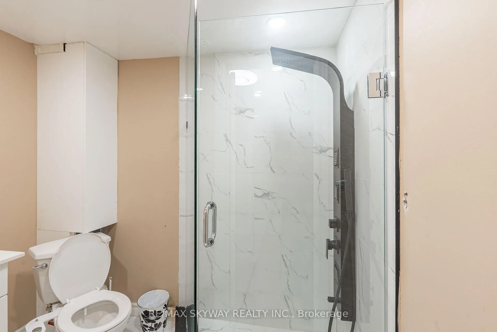 Photo 34 of 5328 Houck Drive, Niagara Falls, Cherrywood — HOMEH