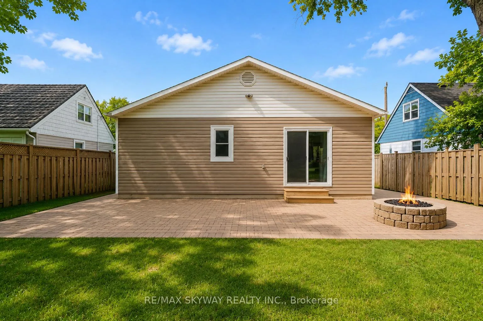 Photo 41 of 5328 Houck Drive, Niagara Falls, Cherrywood — HOMEH