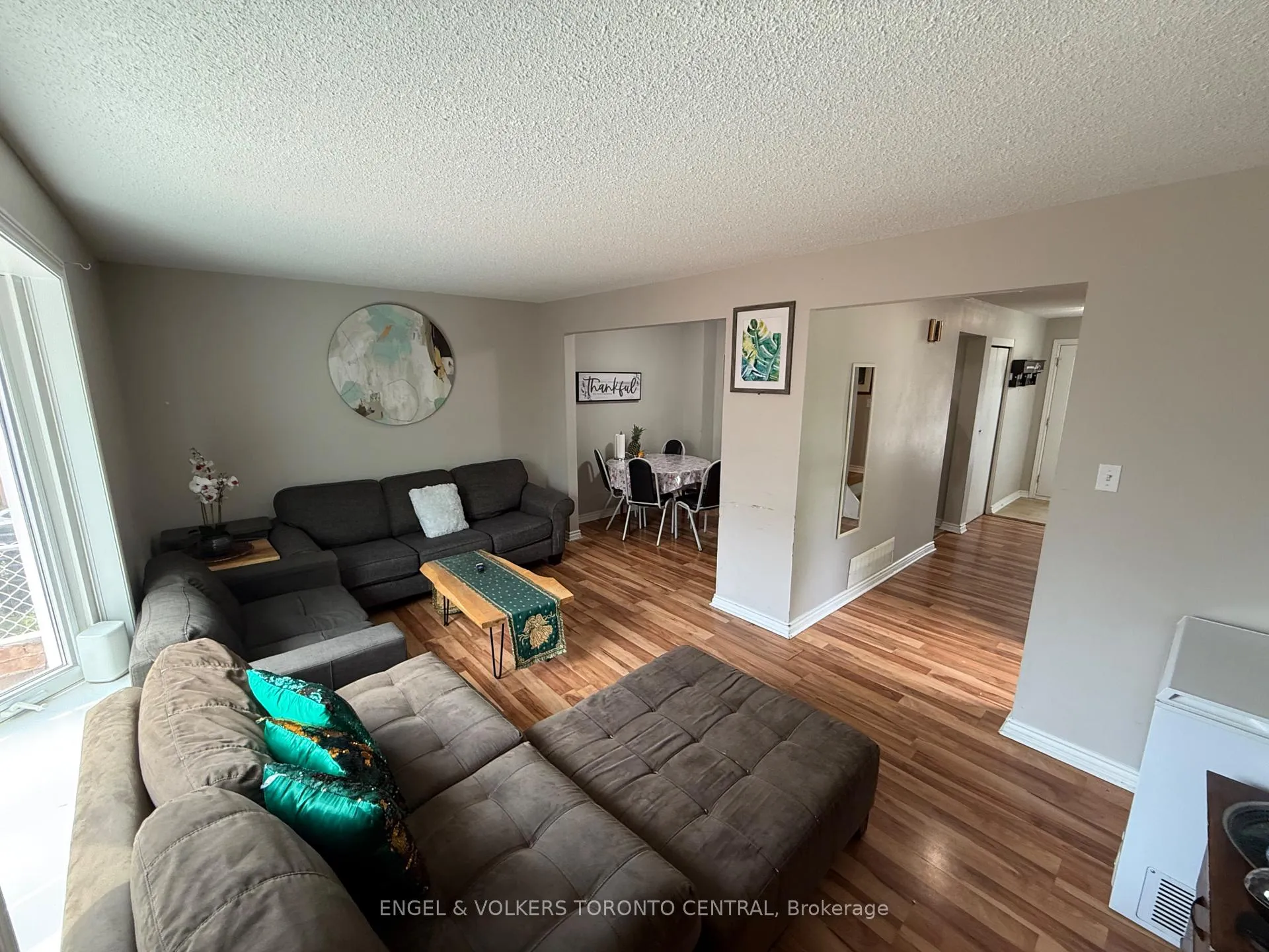 Photo 12 of 689 College Avenue W, Guelph, Dovercliffe Park/Old University — HOMEH
