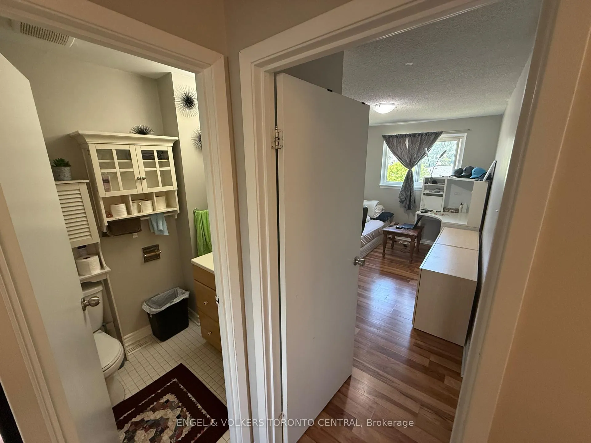 Photo 39 of 689 College Avenue W, Guelph, Dovercliffe Park/Old University — HOMEH