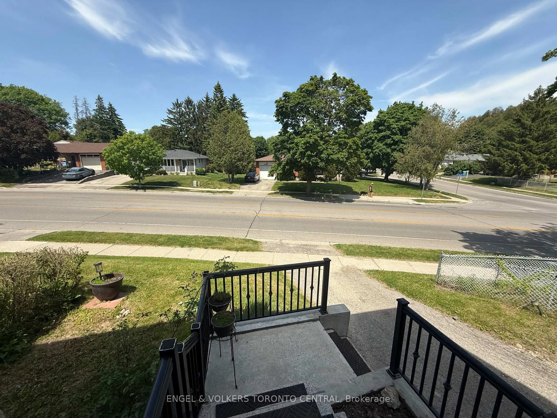 Photo 45 of 689 College Avenue W, Guelph, Dovercliffe Park/Old University — HOMEH
