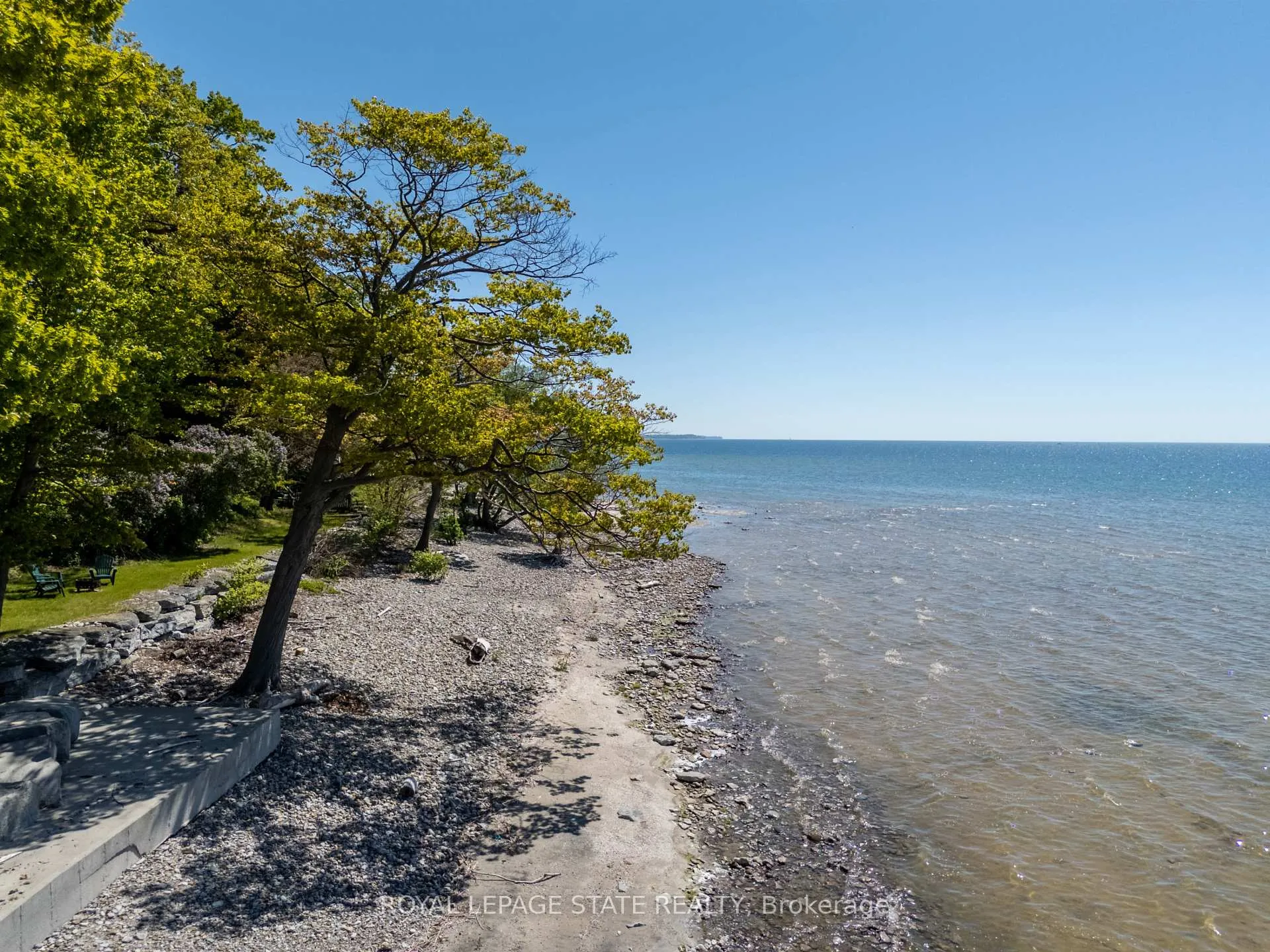 Photo 2 of 689 Sandy Bay Road, Haldimand, Dunnville — HOMEH