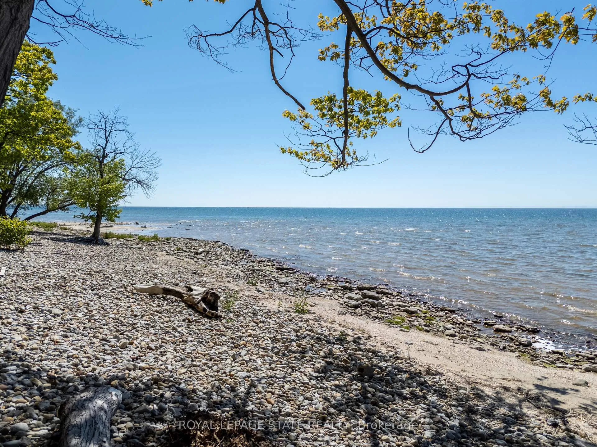 Photo 7 of 689 Sandy Bay Road, Haldimand, Dunnville — HOMEH