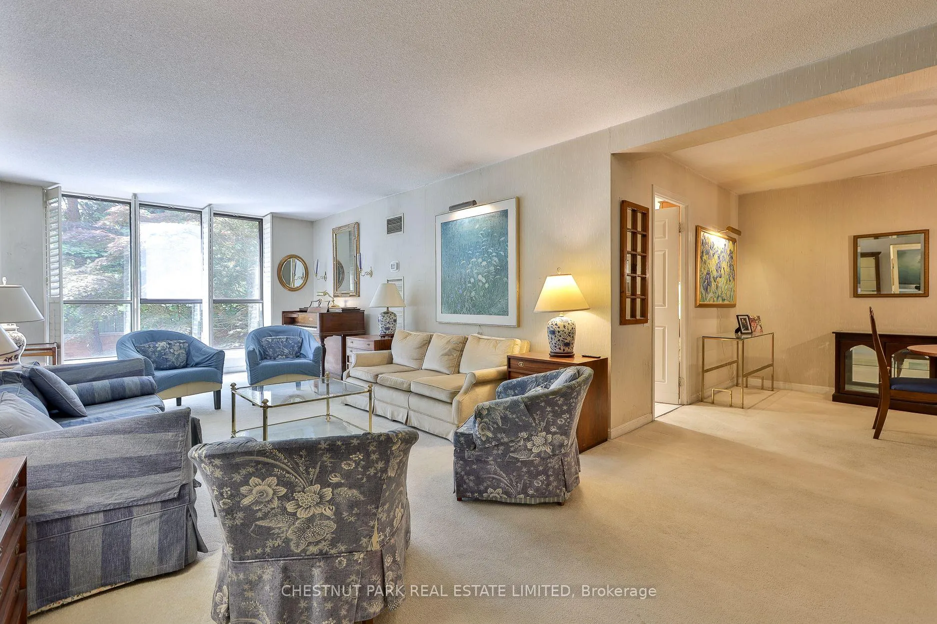 Photo 3 of Unit 409, 2900 Yonge Street, Toronto, Lawrence Park South — HOMEH