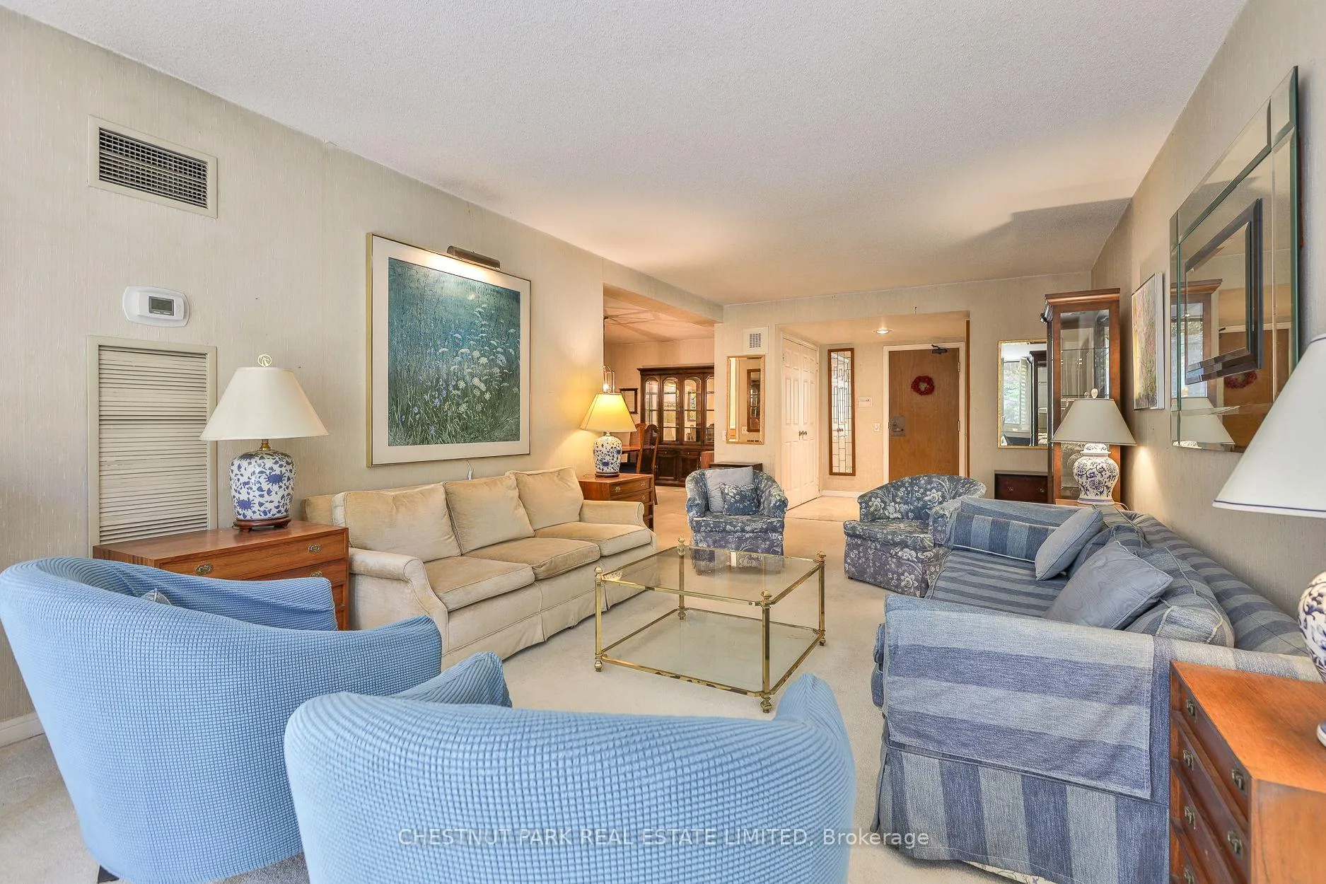 Photo 5 of Unit 409, 2900 Yonge Street, Toronto, Lawrence Park South — HOMEH