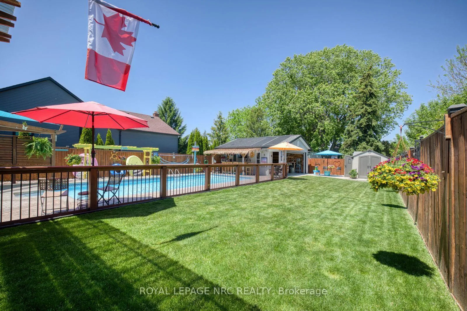 Photo 2 of 7 Stephen Street, St. Catharines, Lakeport — HOMEH