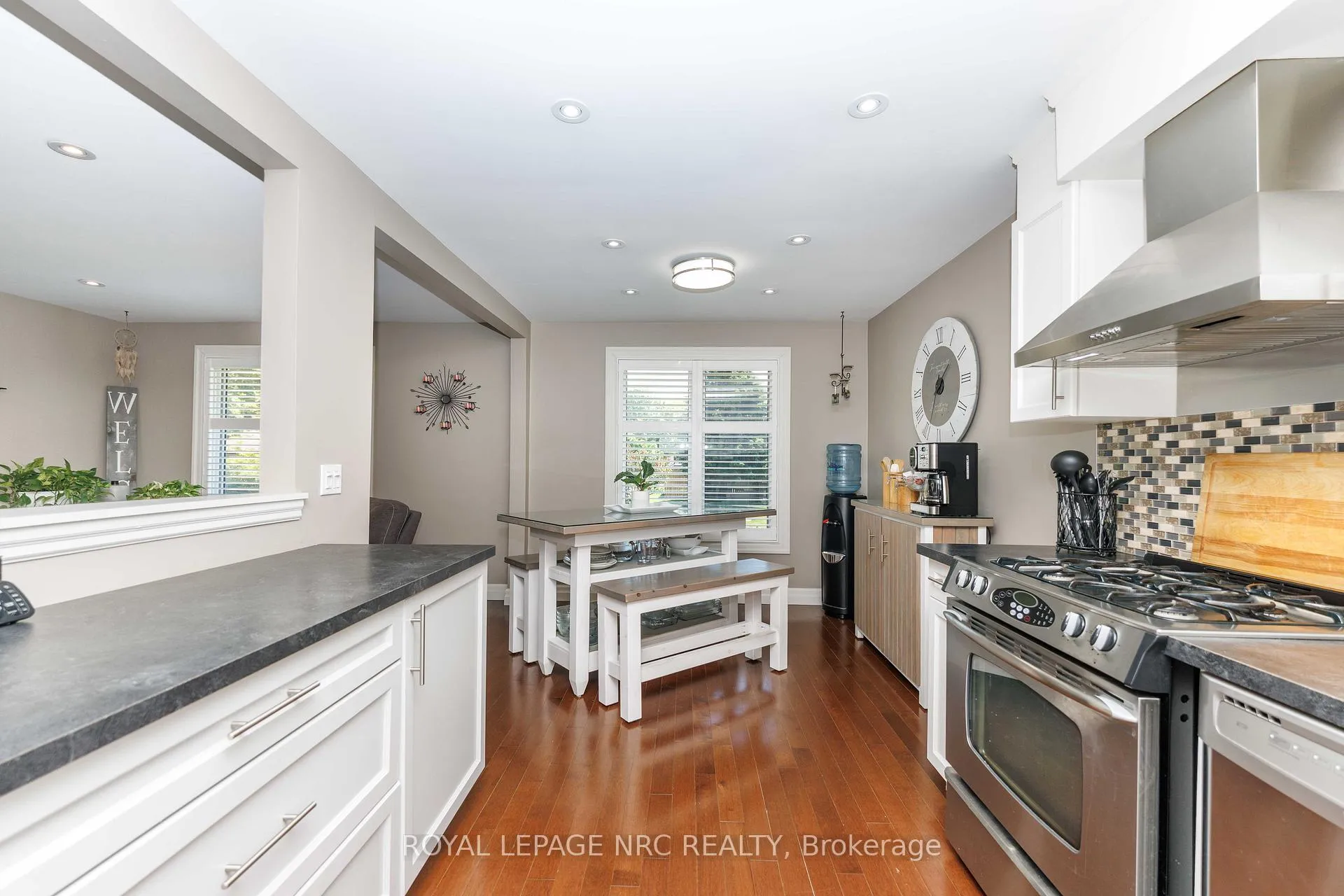 Photo 10 of 7 Stephen Street, St. Catharines, Lakeport — HOMEH