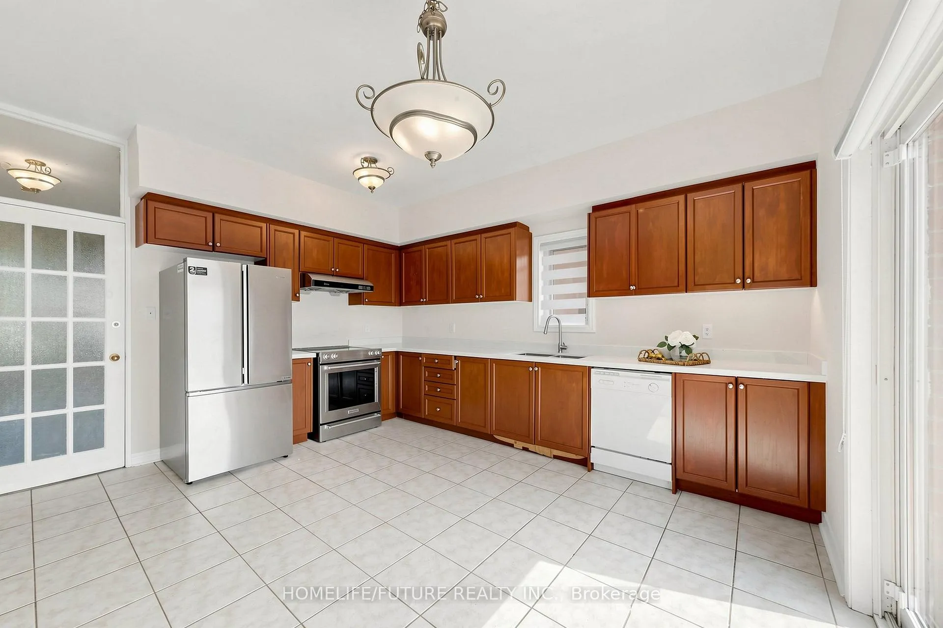 Photo 18 of 65 Maple Ridge Crescent, Markham, Greensborough — HOMEH