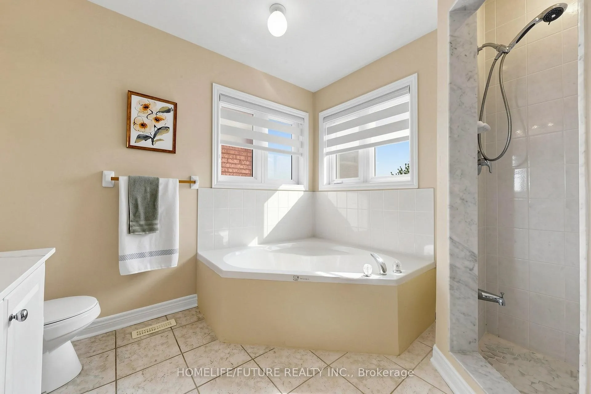 Photo 32 of 65 Maple Ridge Crescent, Markham, Greensborough — HOMEH